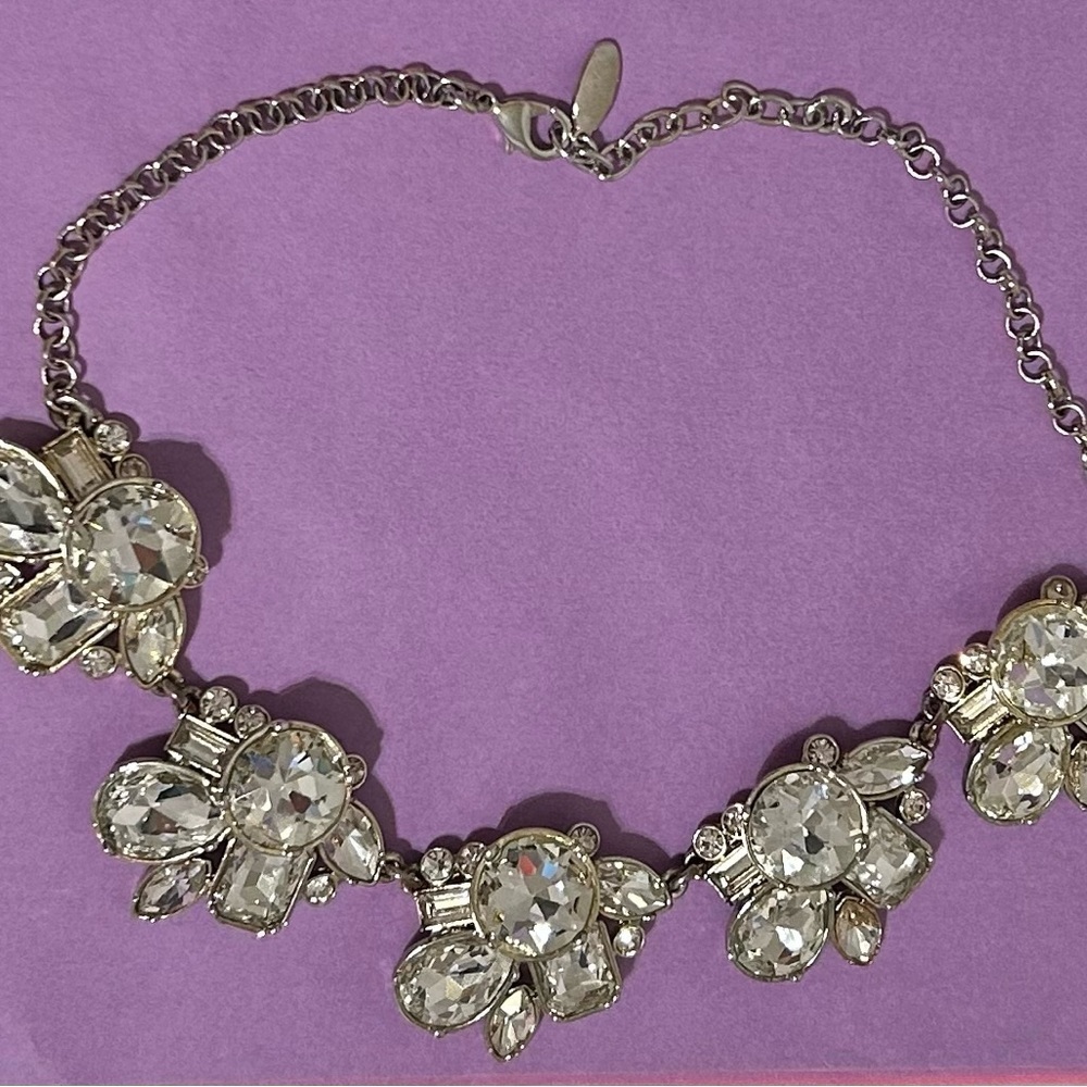 Ann Taylor Chunky diamond crystal flower silver Necklace